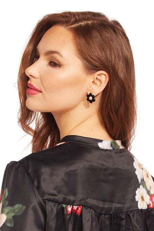 Mother of Pearl Daisy Earring