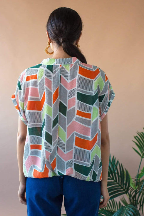 Nico Drawstring Roll Sleeve Top - Peach Geo